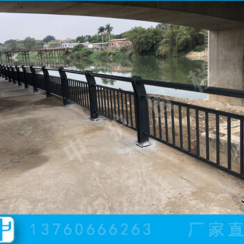 珠海水利工程栏杆项目河道护栏安装不锈钢桥梁护栏图片