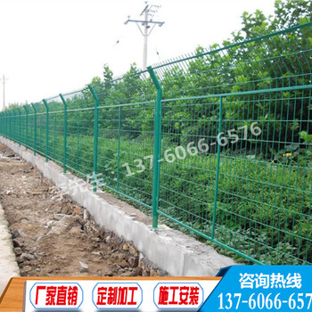 工地铁丝网围栏网工地用工程绿色护栏网款式