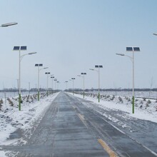 太阳能路灯5至12米厂家供应锂电池蓄电池现货供应
