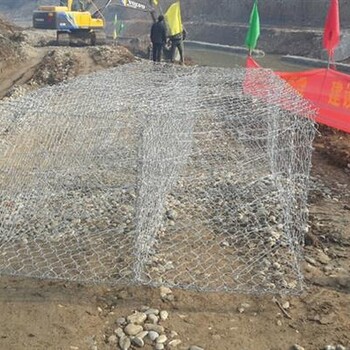 湖南长沙水利工程用格宾网生态双绞格网报镀锌石笼网厂家