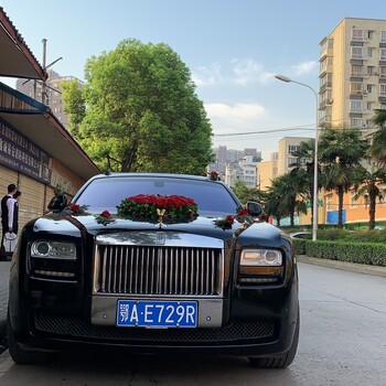 暑假租车出行季就到大唐朝，避暑租车漂流租车游玩租车价格实惠
