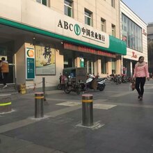 液压升降路桩,液压分体式升降路桩,室内液压升降平台图片