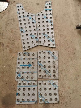 武漢鱷魚嘴防滑板安裝