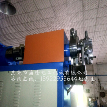 DL65型立式硅膠管擠出機(jī)設(shè)備