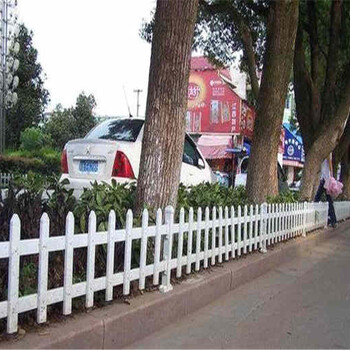 河津市PVC塑钢围墙护栏学校围栏