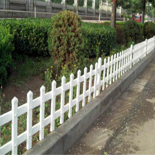 岚皋县防腐实木栅栏围栏篱笆户外院子装饰化栏杆
