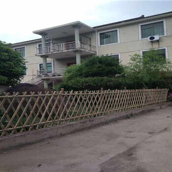 新干县户外别墅庭院栅栏塑料栏杆园林篱笆栅栏