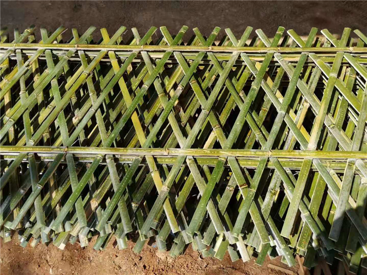竹篱笆pvc塑钢护栏交通设施竹护栏 竹栅栏大量现货