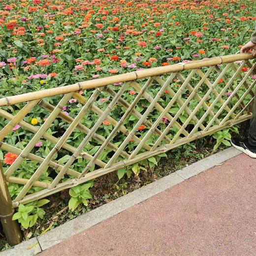 兴国pvc护栏竹篱笆围栏pvc绿化栏杆塑钢护栏
