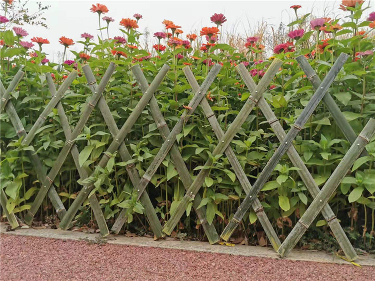 中原区竹篱笆篱笆围栏碳化防腐木塑钢护栏采购吧