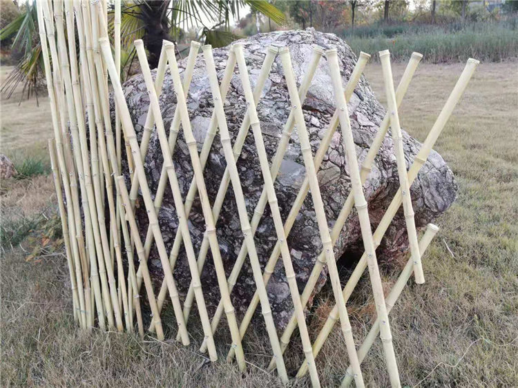 繁峙竹篱笆竹片栅栏花园围栏塑钢护栏现货供应欢迎询价