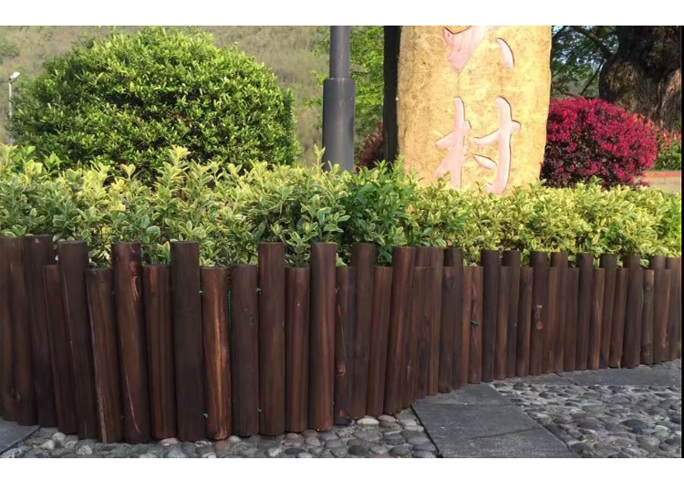 湛江 竹篱笆棕色防腐木送立柱PVC塑钢护栏竹护栏 厂家电话