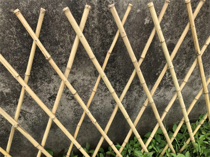 晋江市 竹护栏碳化竹围栏陕西丹凤竹护栏仿竹篱笆碳化竹围栏