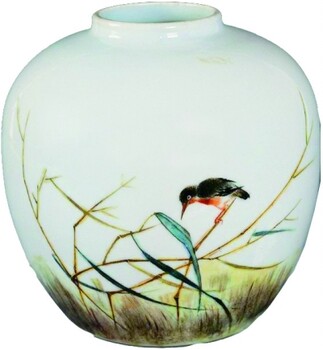 粉彩花鸟罐瓷器可以上香港拍卖会？