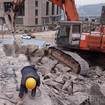 低成本爆破岩石设备厂家广西玉林