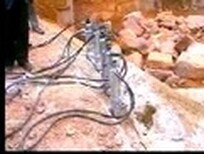 江苏扬州设备液压劈裂机械开裂石材的利器开挖基坑机械图片0