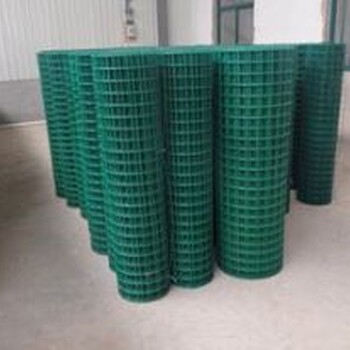 重慶現(xiàn)貨銷售1.2m1.5m1.8m養(yǎng)殖荷蘭網(wǎng)包塑鐵絲網(wǎng)