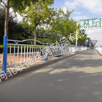 1米1.5米1.8米市政道路護(hù)欄鋅鋼護(hù)欄網(wǎng)鋅鋼樓梯扶手