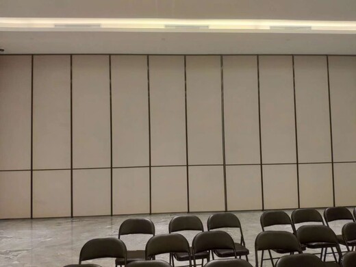深圳阁瑞活动隔断会议室悬挂隔音墙造型美观
