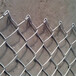 边坡防护网体育场包塑勾花网护栏不锈钢小孔勾花网