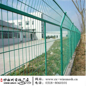 廠家高速公路護(hù)欄網(wǎng)框架護(hù)欄網(wǎng)