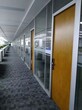 西安办公室玻璃隔断的分类与应用图片