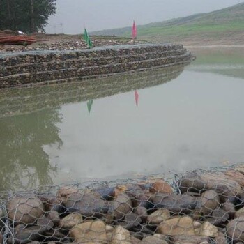 黑龍江河流治愈格賓籠，生態(tài)綠濱墊，鍍鋅鋼絲格賓籠廠家