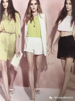 折扣女裝批發(fā)品牌折扣女裝批發(fā)時尚品牌折扣女裝