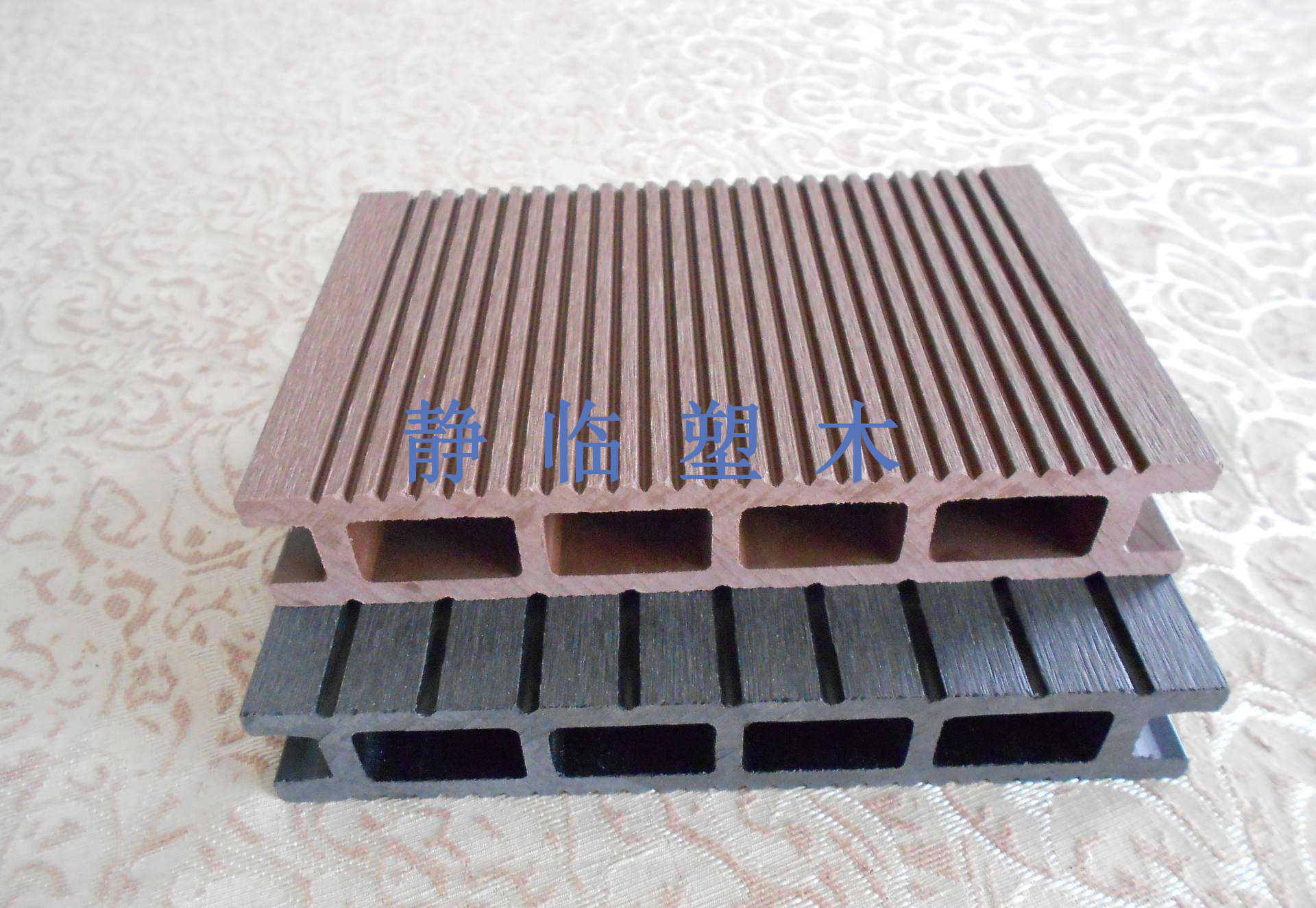 天津工程用木塑地板定制生产