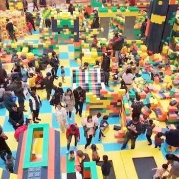 積木王國出租大型樂高拼接積木展覽租賃商業(yè)巡展