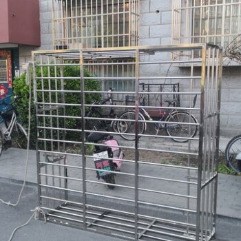 北京昌平龙泽安装防盗窗安装阳台护窗护栏安装围栏