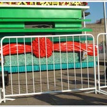 南昌景德鎮(zhèn)九江移動(dòng)護(hù)欄臨時(shí)護(hù)欄用于音樂會(huì)贛州活動(dòng)隔離人群
