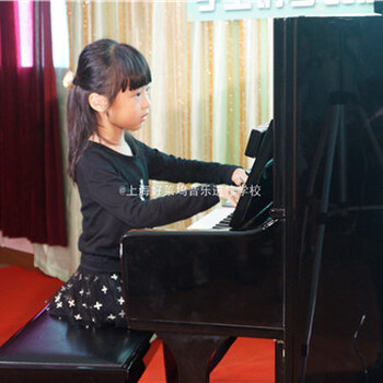 上海钢琴培训班--上海好莱坞艺校
