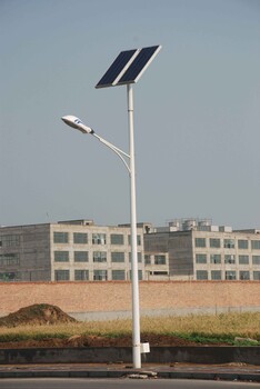 北京供應太陽能路燈太陽能能路燈價格質(zhì)量保障找便宜的繞道