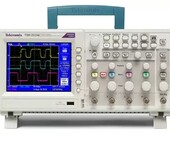 高价回收泰克TDS2000C数字存储示波器