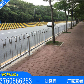 金灣公路港式護欄、京式免焊隔離柵，白色圓管護欄廠家