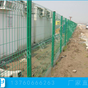 汕头小区护栏网铁丝网围栏双边丝护栏连接方式