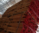 A级红榉木实木毛边板材多功能制作好材料易上色防腐牢固图片