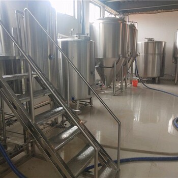 工厂型精酿啤酒设备，小型啤酒厂酿造设备