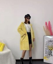 广州潮牌开衫品牌折扣女装批发黑白系列走份批发潮图片