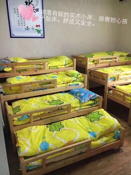 二手幼儿园午睡床，推拉床，托儿所实木床，抽屉式床，幼儿园多层床处理