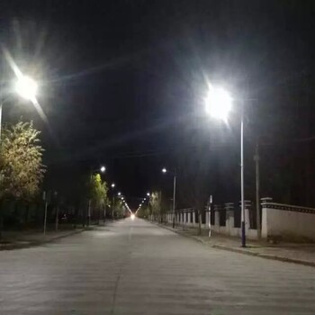 扬州百耀照明西藏太阳能路灯工程案例