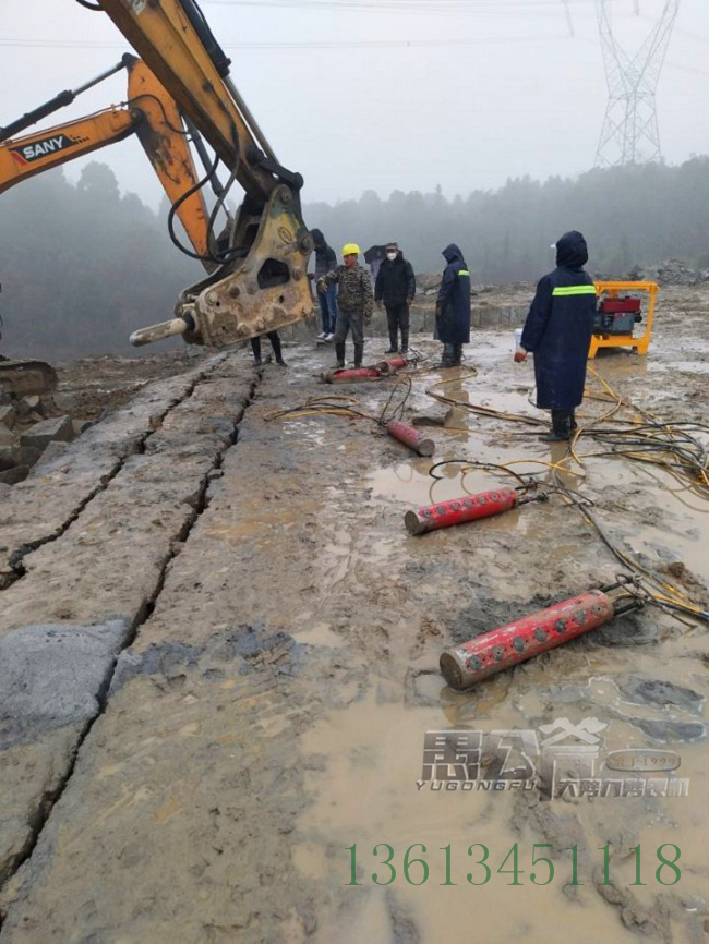 铁门关液压爆破柱式裂石机厂家