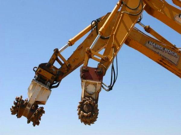 乌鲁木齐冻土开挖铣挖机承接全国业务