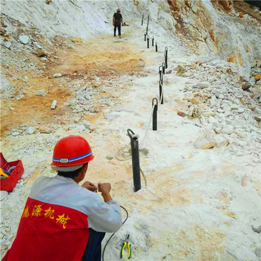 黄南矿山开采气体爆破厂家多年行业经验