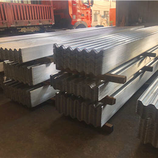 丽水市YX65-430铝镁锰屋面板施工生产