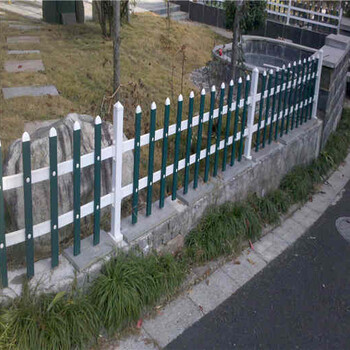 费县竹篱笆绿化围墙塑钢围栏每日报价