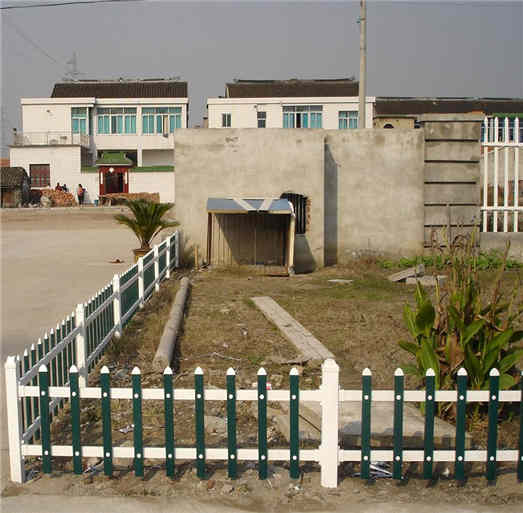 荆门京山县pvc护栏草坪栏杆塑钢栅栏 厂家供货