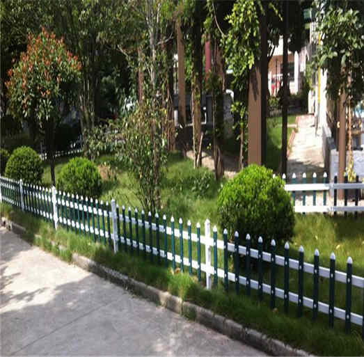 新会区竹篱笆绿化围墙塑钢围栏市场价格