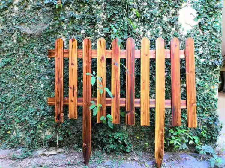 江苏常州木栅栏绿化带花园栏杆竹篱笆（中闻资讯）